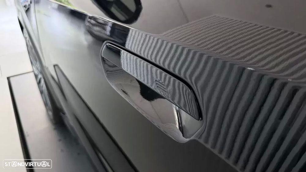 BMW iX1 eDrive20 Pack Desportivo M Pro - 22
