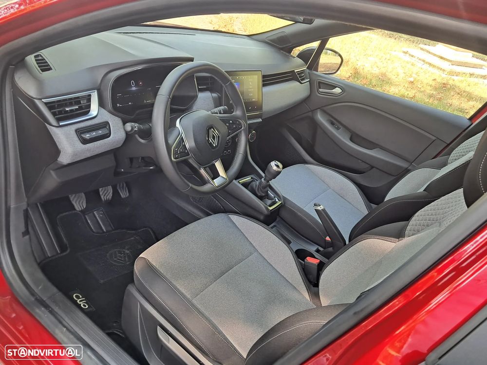 Renault Clio 1.0 TCe Evolution - 10