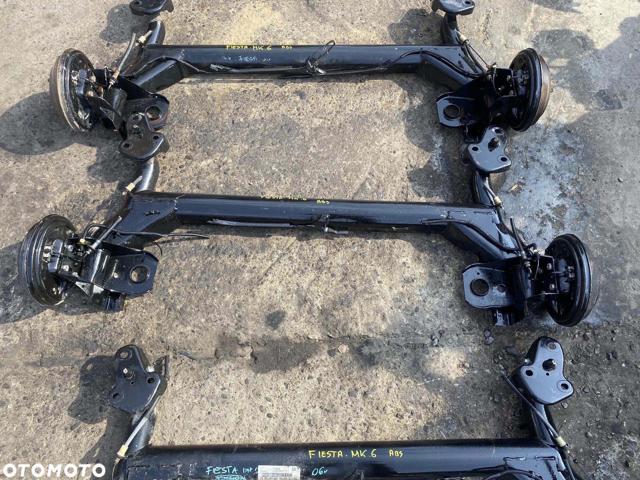 Belka tylna zawieszenia Ford Fiesta MK6 ABS 2002-08r. OE - 1