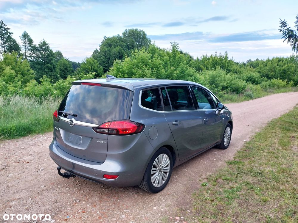 Opel Zafira - 23