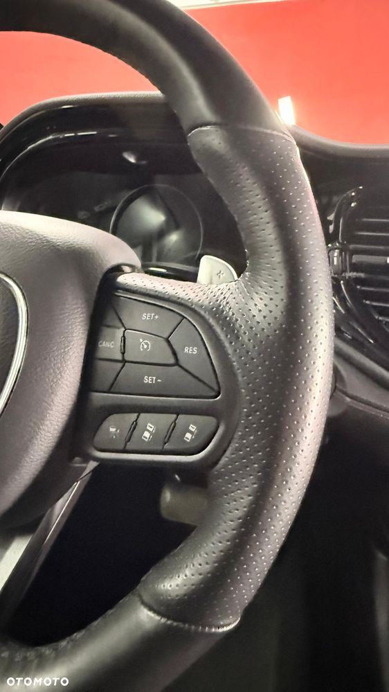 Dodge Durango 5,7 R/T - 18