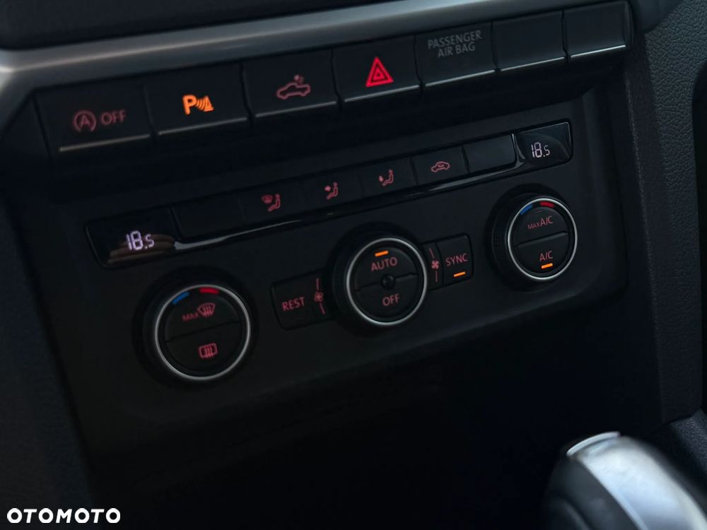 Volkswagen Amarok - 27