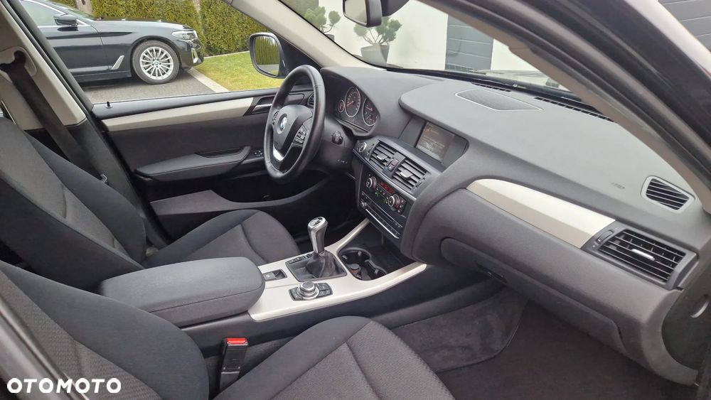 BMW X3 xDrive20d - 21