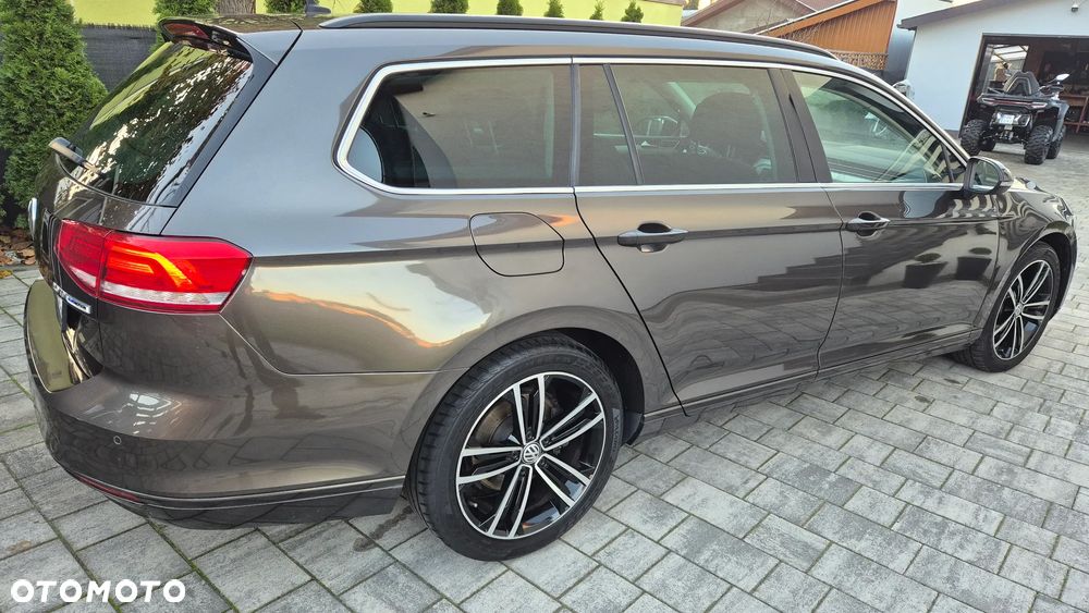 Volkswagen Passat 2.0 TDI (BlueMotion Technology) Comfortline - 4