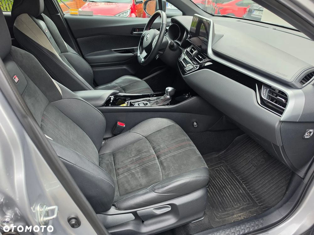Toyota C-HR - 17