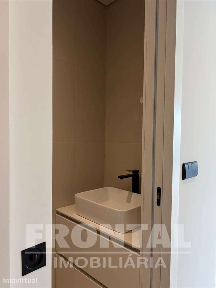 Apartamento T1 Venda em Gondomar (São Cosme), Valbom e Jovim,Gondomar - Grande imagem: 5/15