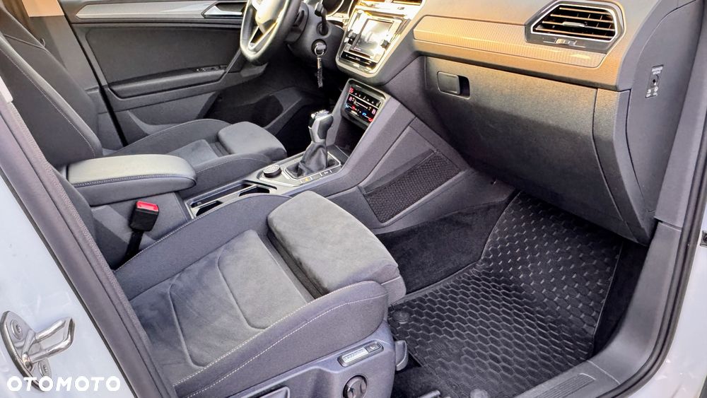 Volkswagen Tiguan 2.0 TDI SCR 4Mot Life DSG - 17
