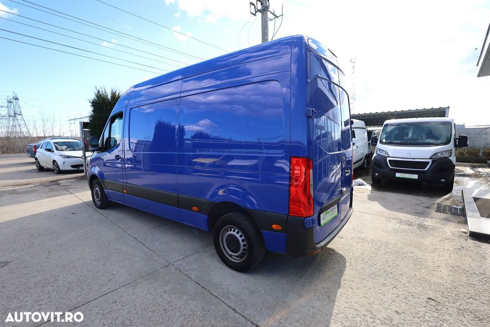 Mercedes-Benz Sprinter L2H2 - 5