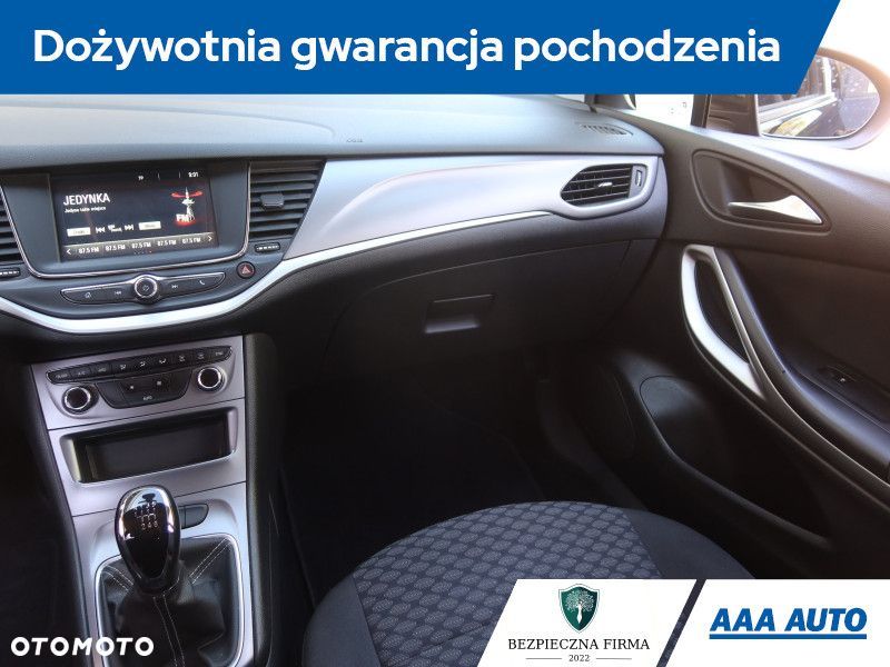 Opel Astra - 10