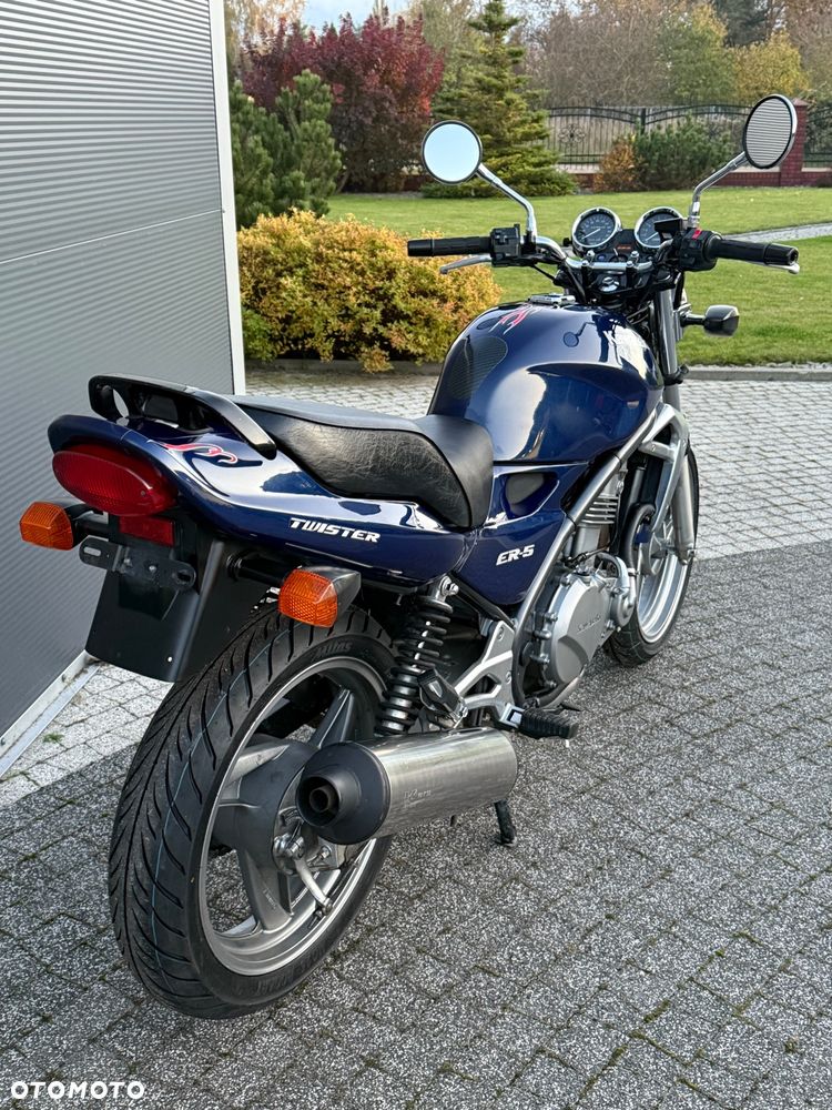 Kawasaki ER - 10