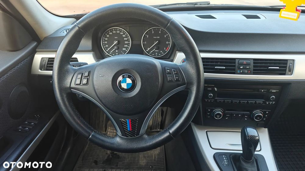 BMW Seria 3 318i Edition Sport - 18