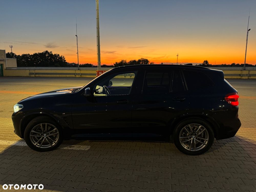 BMW X3 xDrive20d mHEV - 11