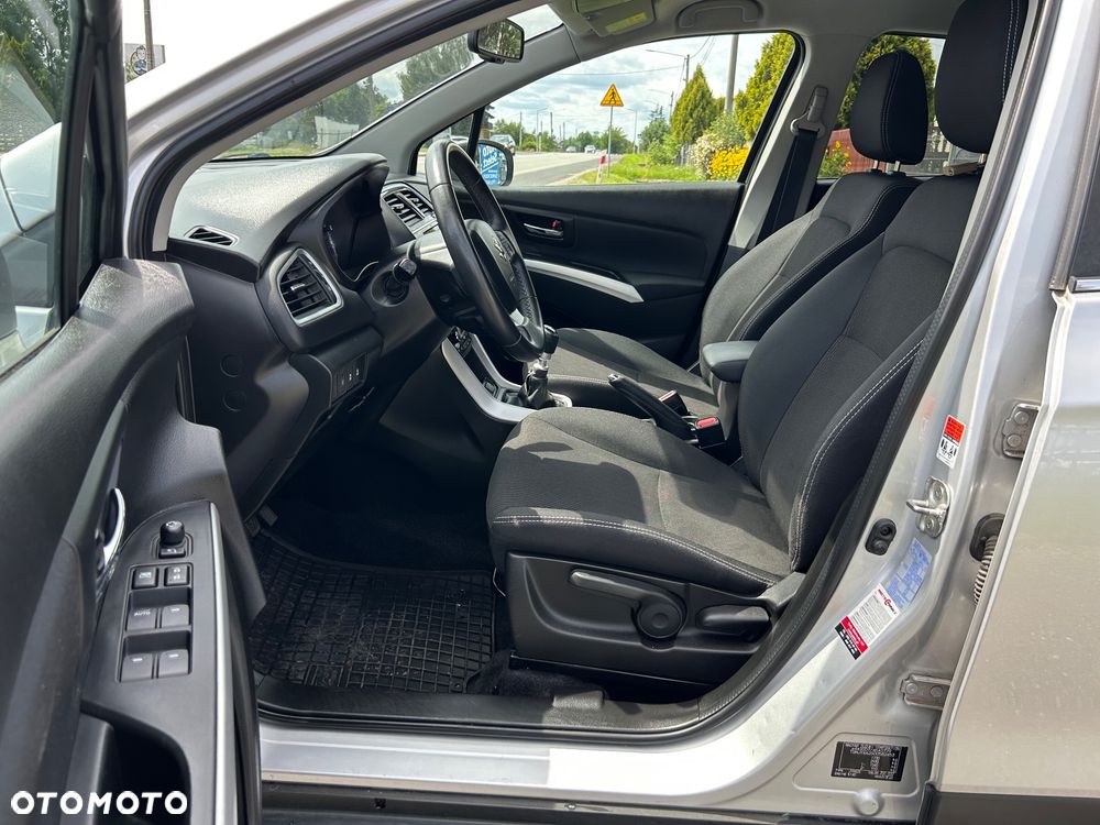 Suzuki SX4 S-Cross 1.4 T Premium - 13