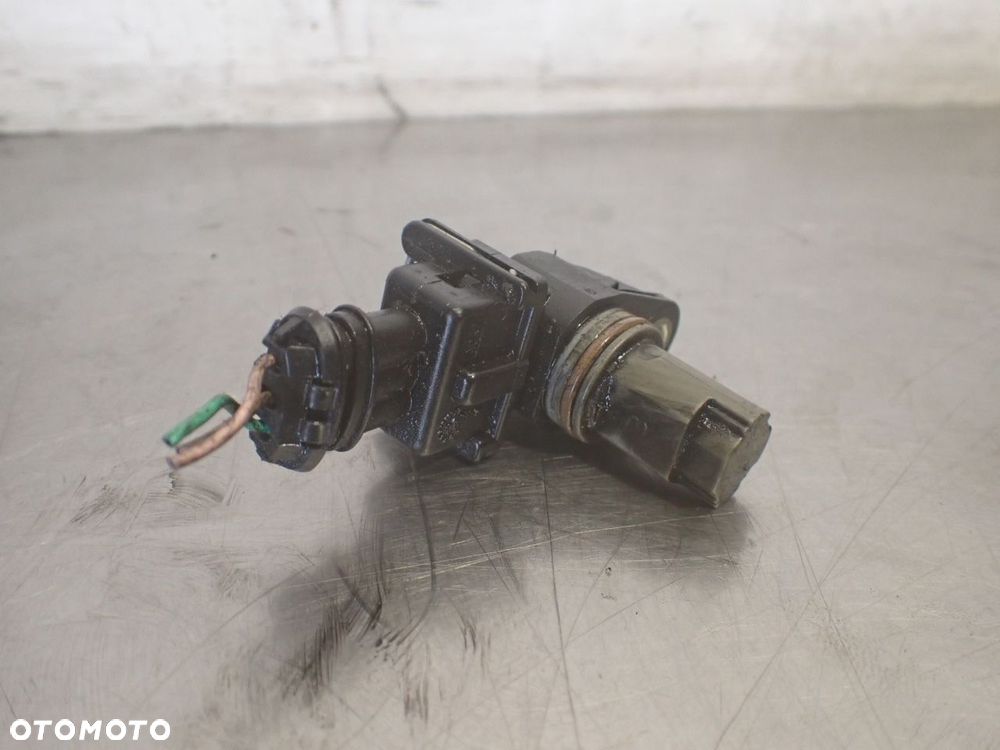 CZUJNIK POŁOŻENIA WAŁU RENAULT LAGUNA 2.2 8200789528 - 4