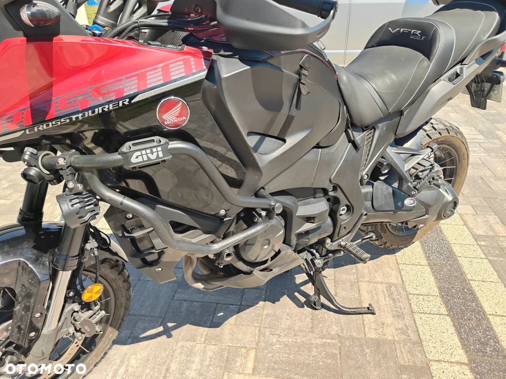 Honda VFR - 2