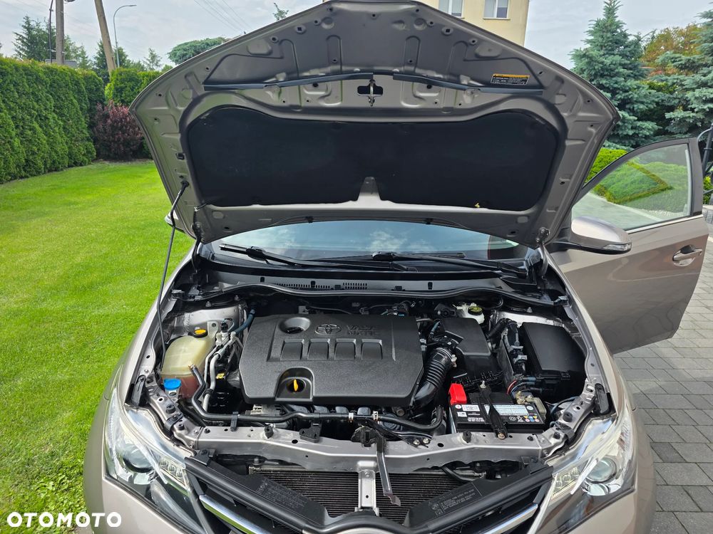 Toyota Auris 1.6 Valvematic Edition - 8
