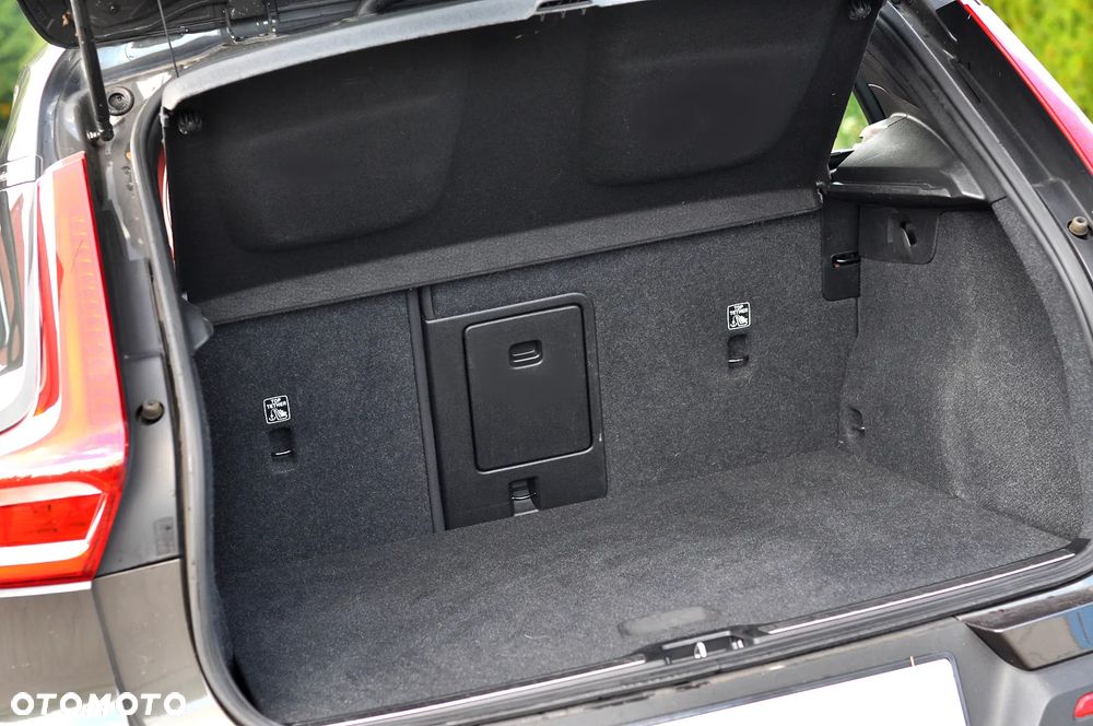 Volvo XC 40 T4 Geartronic Inscription - 17
