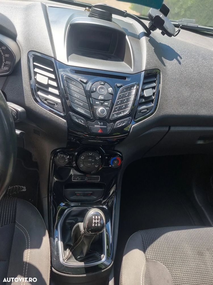 Ford Fiesta 1.0 Start Stop Titanium - 8