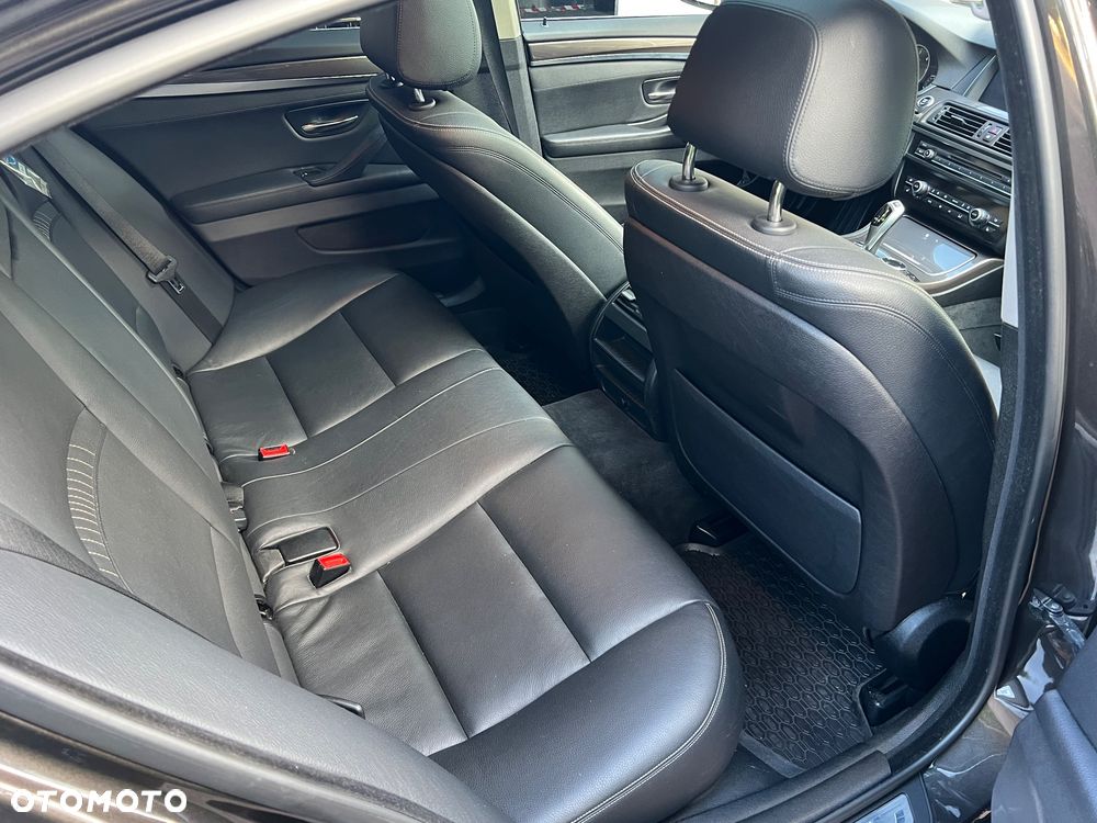 BMW Seria 5 520d Modern Line - 18