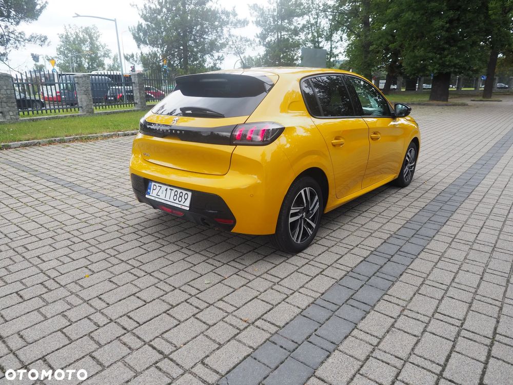 Peugeot 208 1.2 T Allure S&S - 6