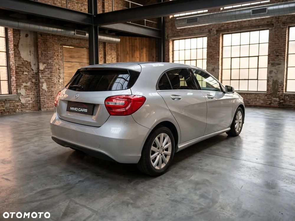 Mercedes-Benz Klasa A 180 7G-DCT 2Style - 6