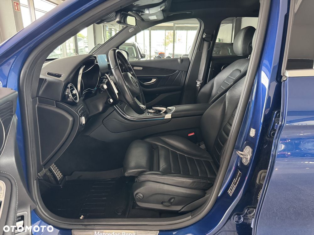 Mercedes-Benz GLC 250 d 4Matic 9G-TRONIC AMG Line - 22
