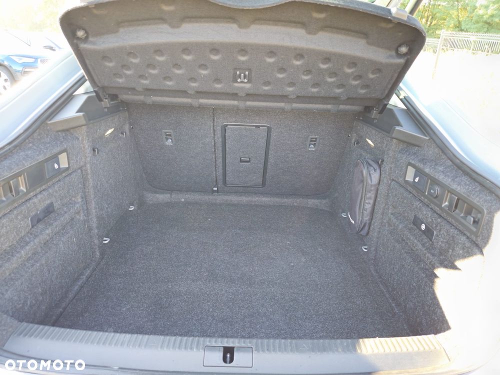 Skoda Superb 2.0 TDI SCR 4x4 Style DSG - 31