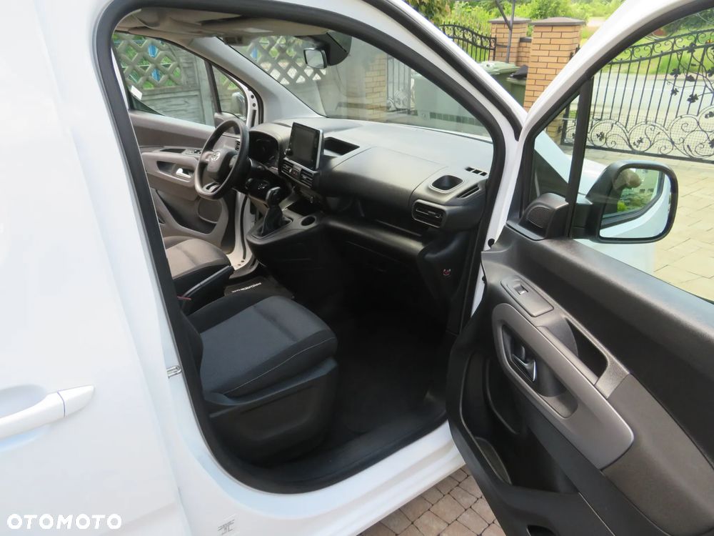 Toyota Proace City Verso 1.5 D-4D Business - 8