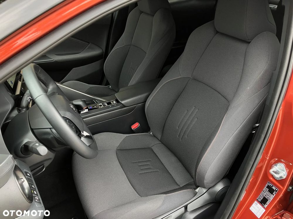 Toyota C-HR 2.0 PHEV Dynamic Force Style - 37