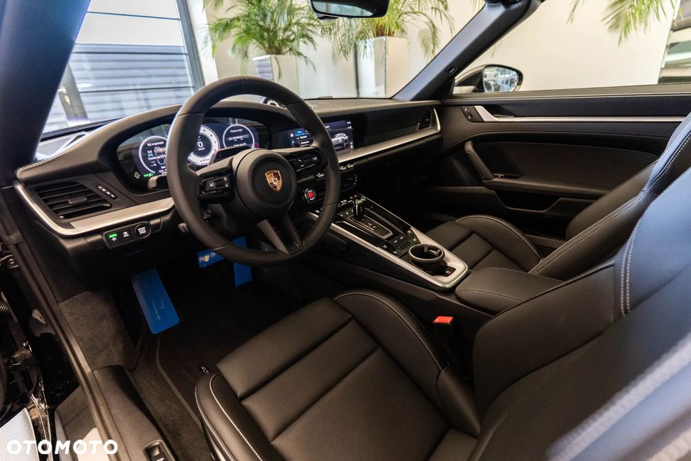 Porsche 911 Targa 4S - 8