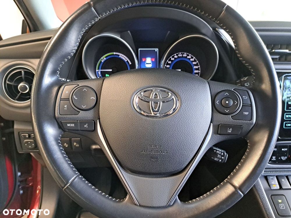 Toyota Auris - 32