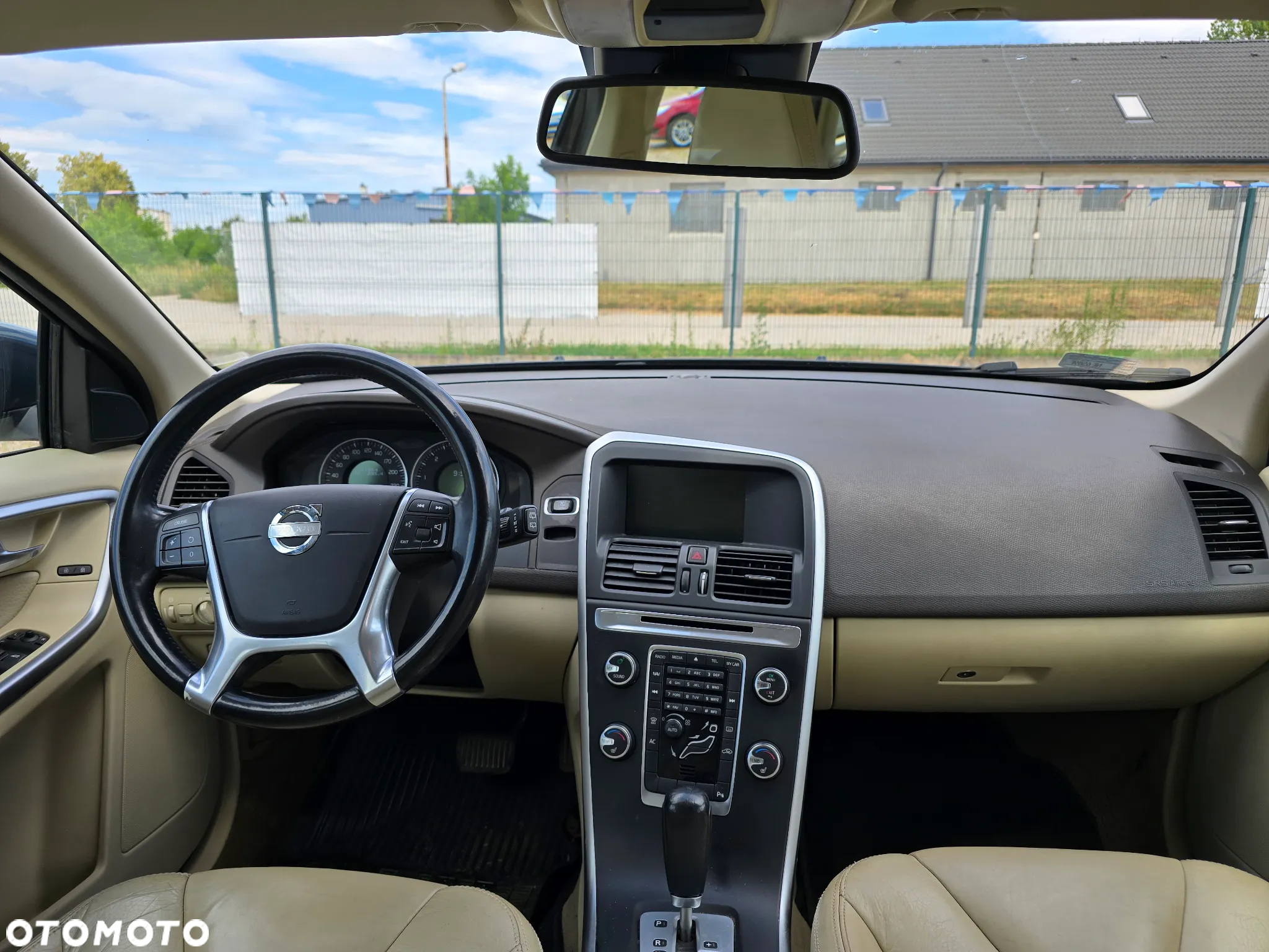 Volvo XC 60 D3 Momentum - 11