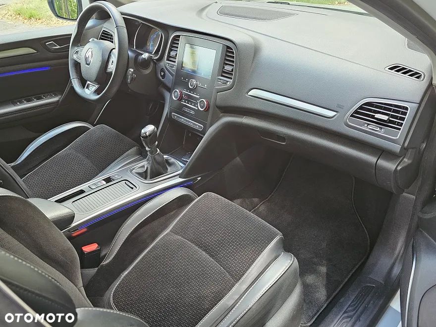 Renault Megane ENERGY TCe 130 INTENS - 18