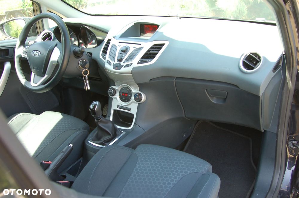 Ford Fiesta 1.4 Sport - 29