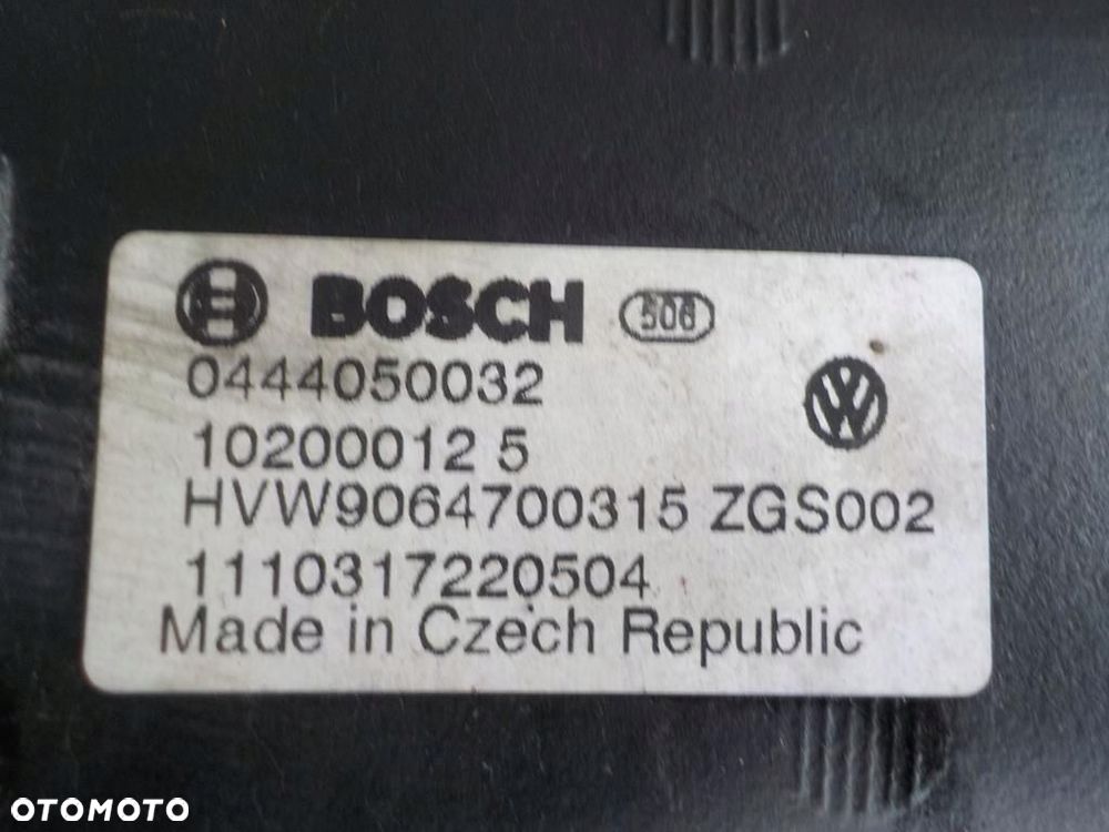 VW CRAFTER 2.5 TDi ZBIORNIK ADBLUE W 9064700315 - 3