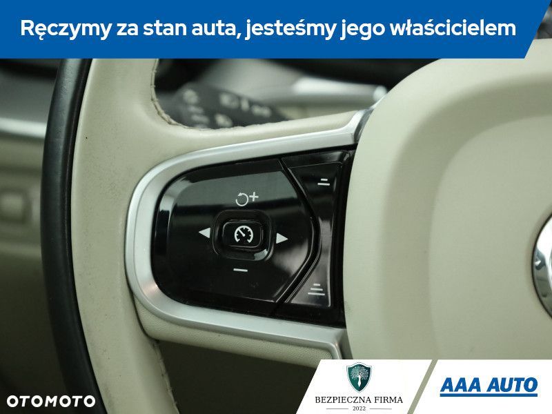 Volvo XC 60 - 16