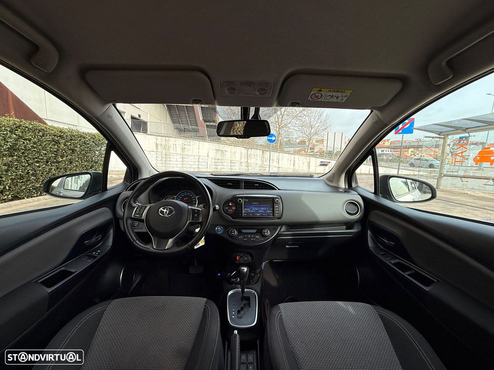 Toyota Yaris 1.5 HSD Active - 14