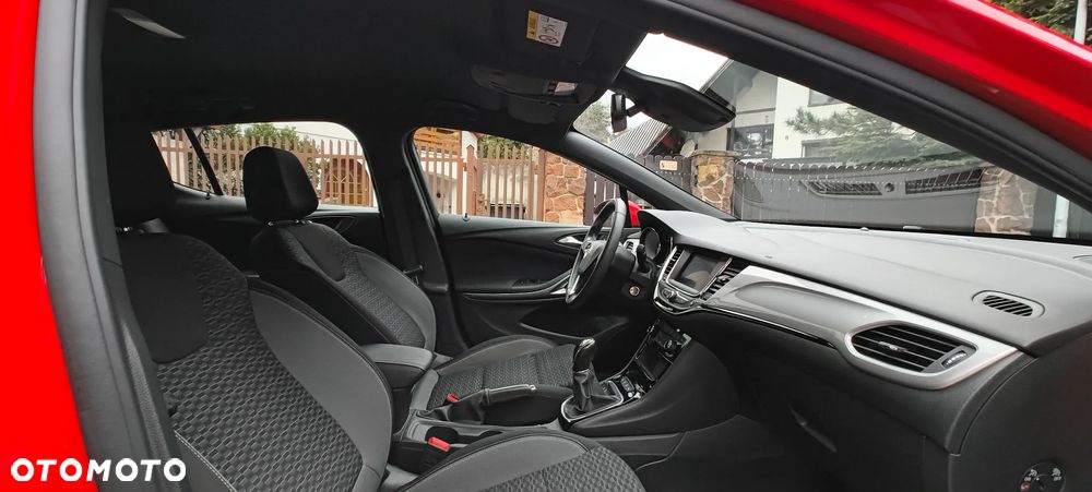 Opel Astra 1.2 T Elegance S&S - 32