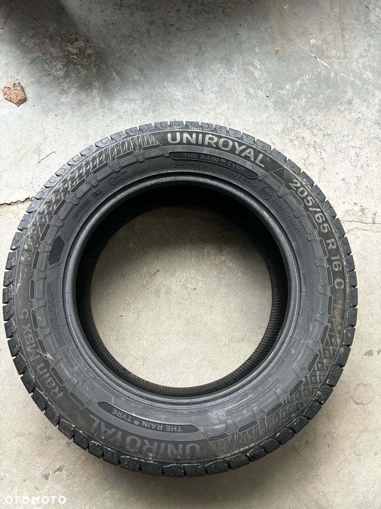 Opony dostawcze letnie Uniroyal RainMax 5 - 205/65R16C - 3