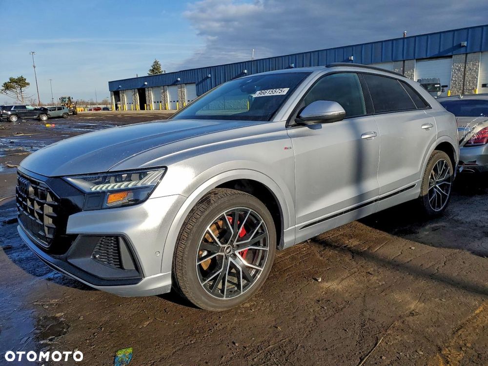 Audi Q8 - 1