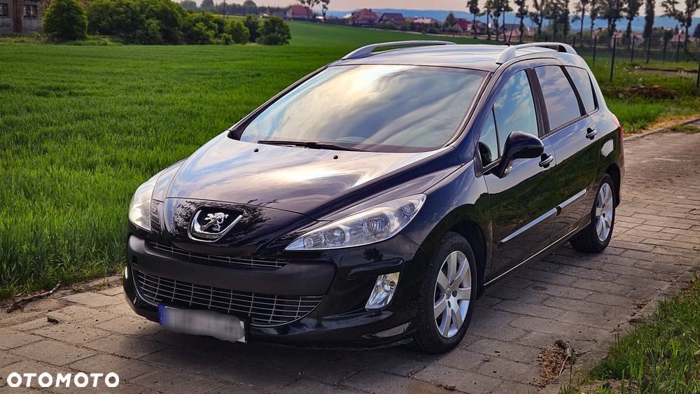 Peugeot 308 - 1