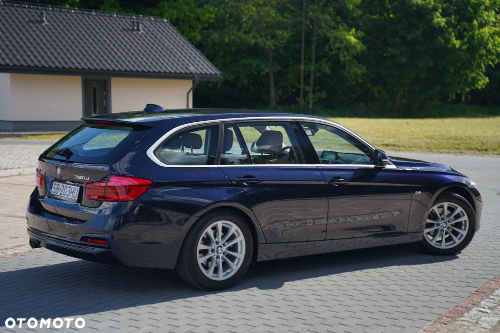 BMW Seria 3 320d Sport-Aut Efficient Dynamics Edition Sport Line - 13