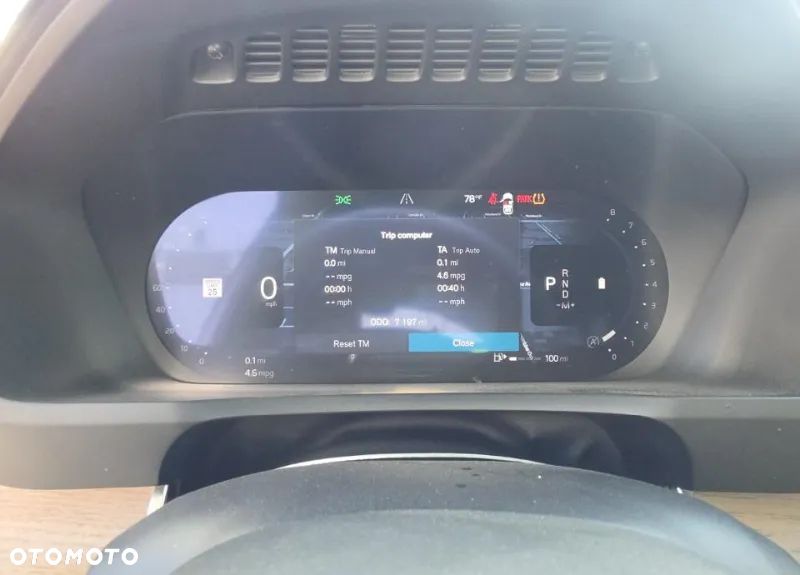 Volvo XC 90 - 9