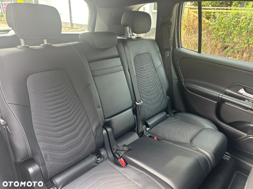 Mercedes-Benz GLB 200 Style 7G-DCT - 16