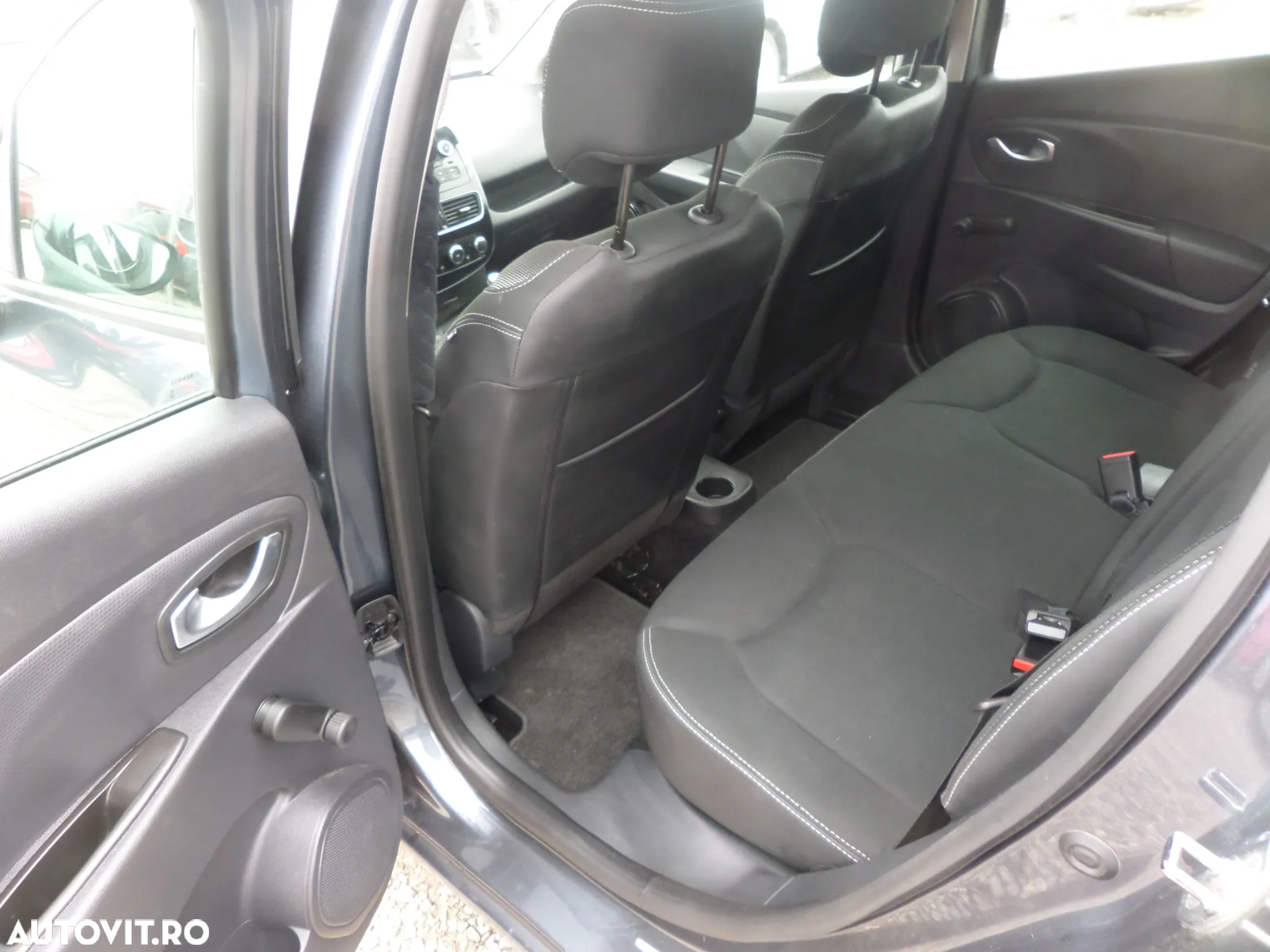 Renault Clio - 13