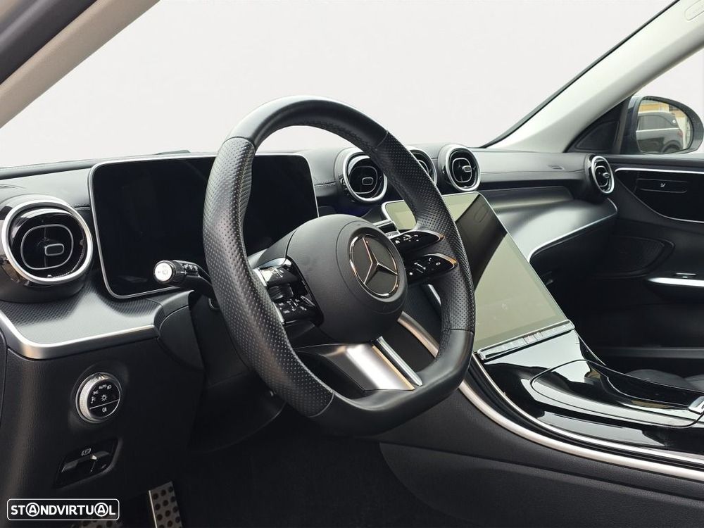 Mercedes-Benz C 300 - 11