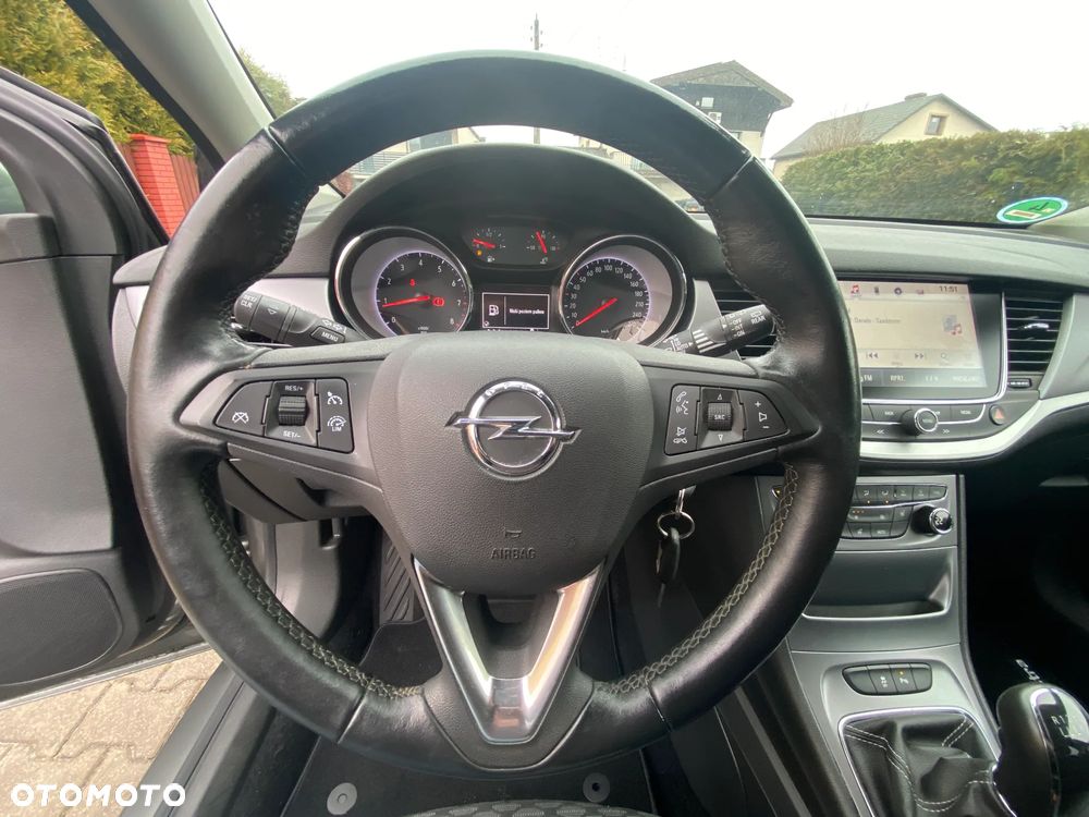 Opel Astra 1.4 T Enjoy S&S - 18