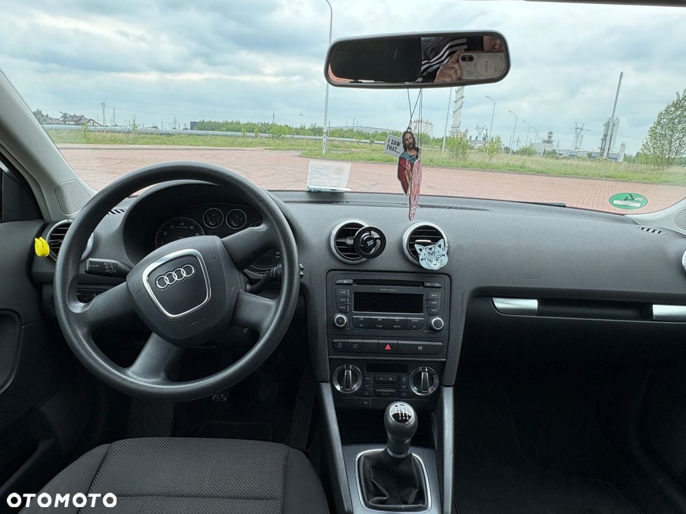 Audi A3 Sportback 1.4 TFSI Ambiente - 7