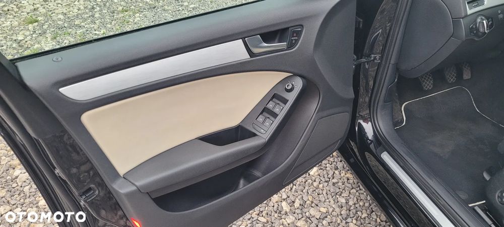 Audi A4 Avant - 13