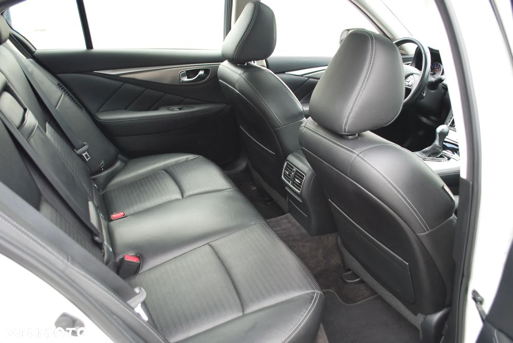 Infiniti Q50 - 9